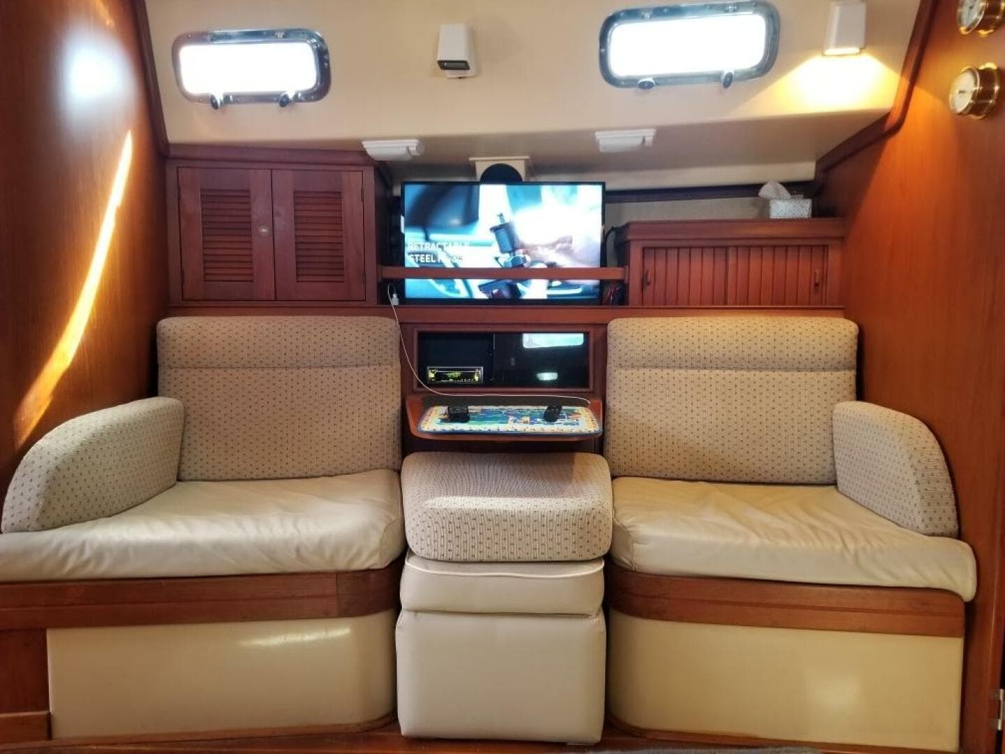 1994 Island Packet Cutter