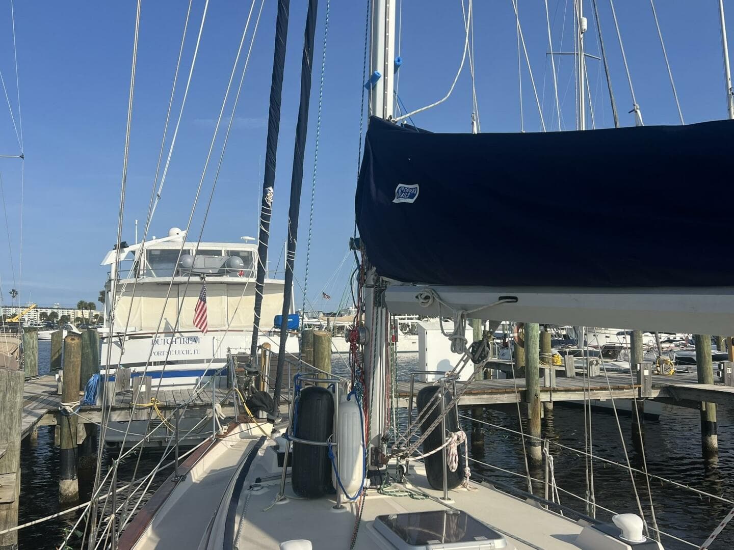 1994 Island Packet Cutter