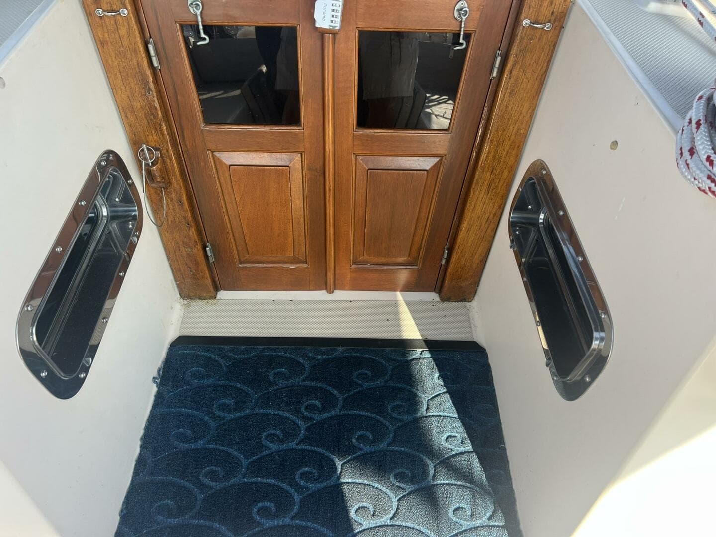 1994 Island Packet Cutter