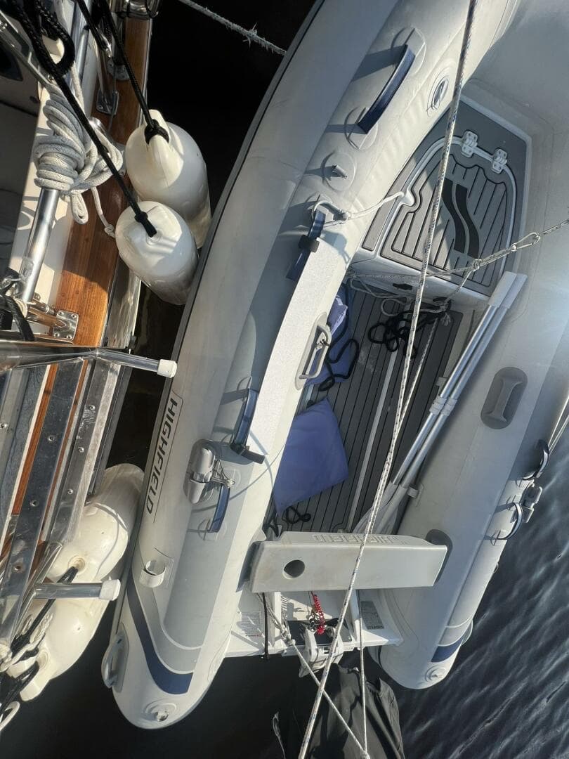 1994 Island Packet Cutter