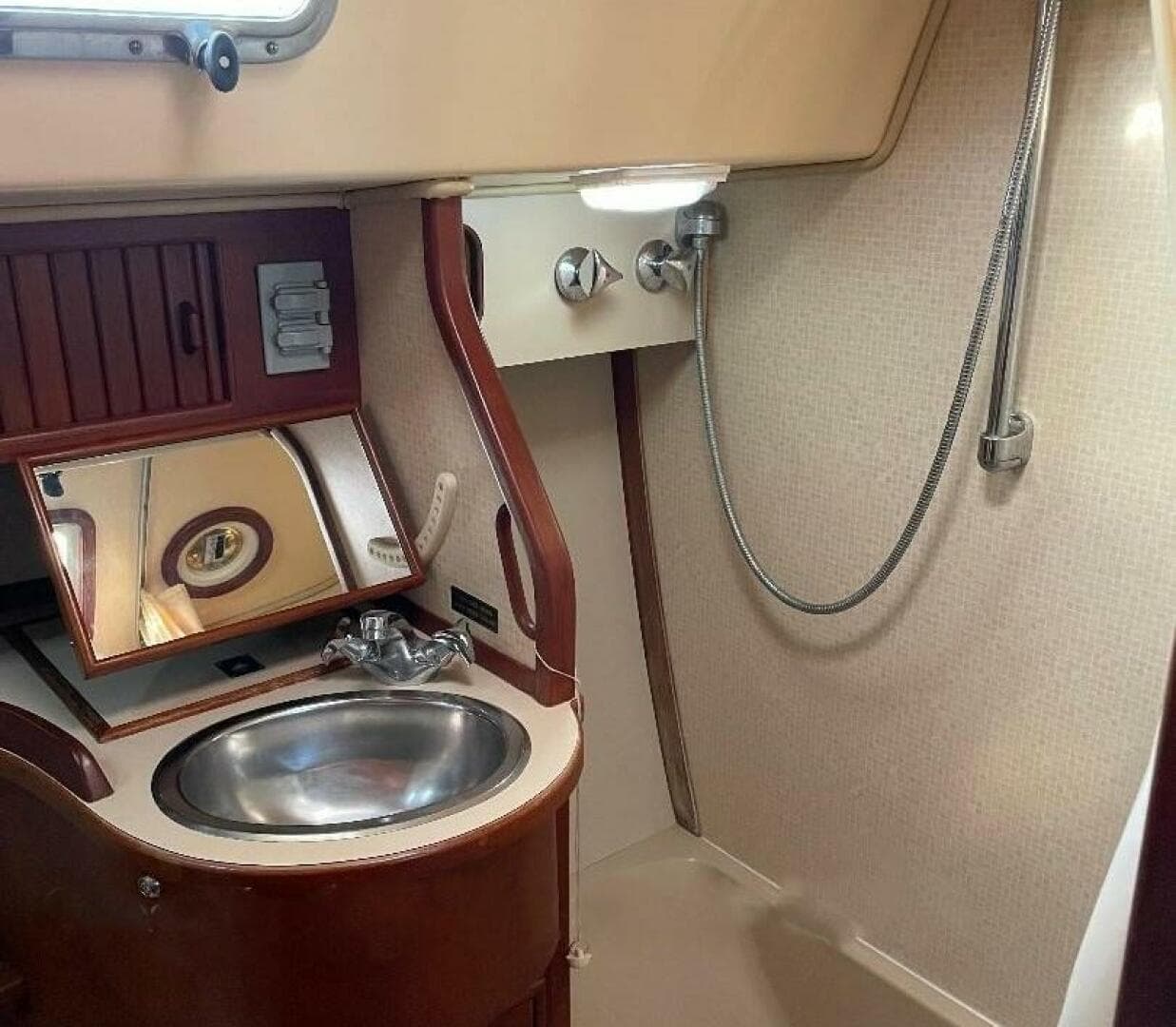 1994 Island Packet Cutter