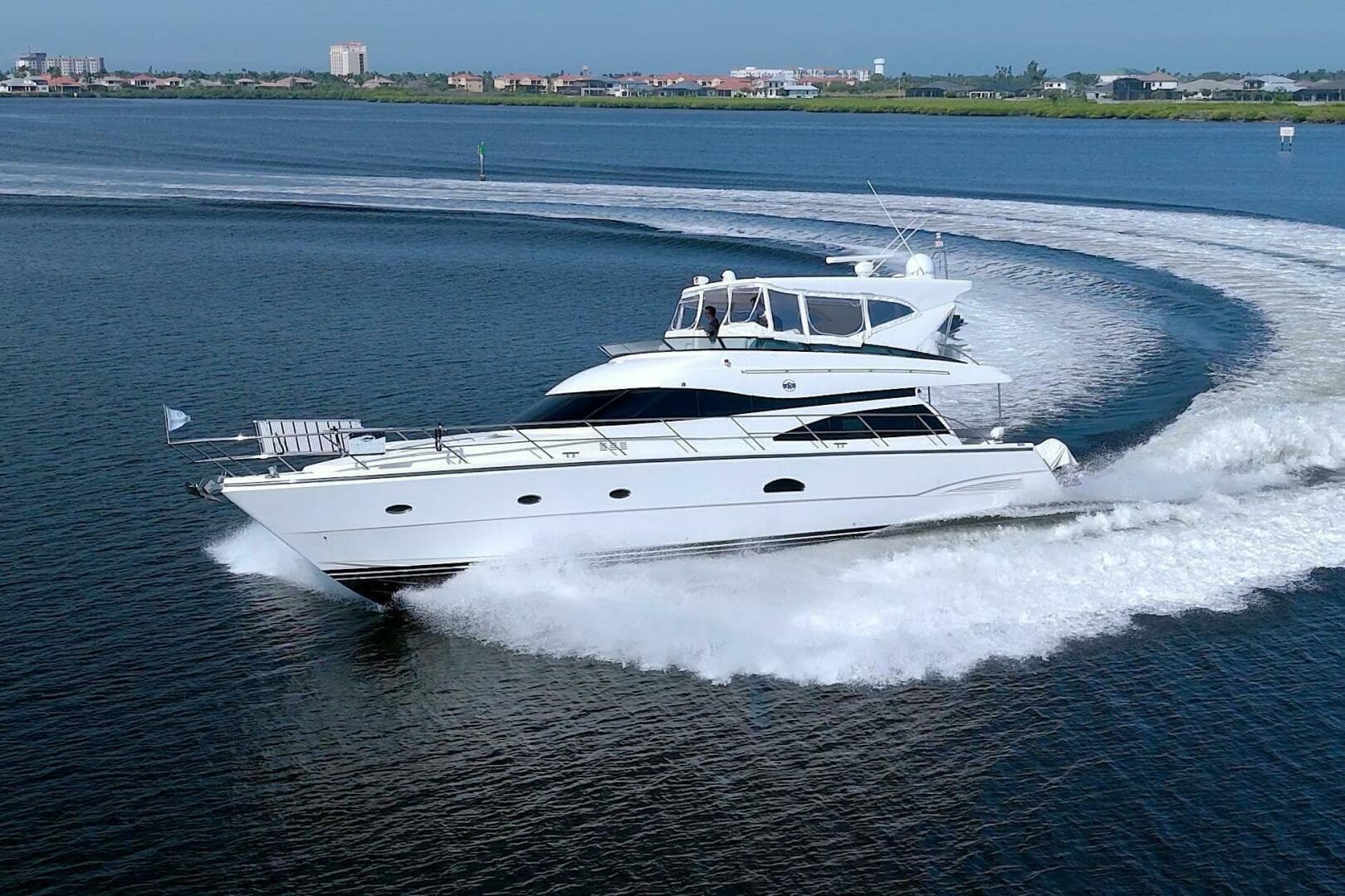 2005 Neptunus 62 Flybridge