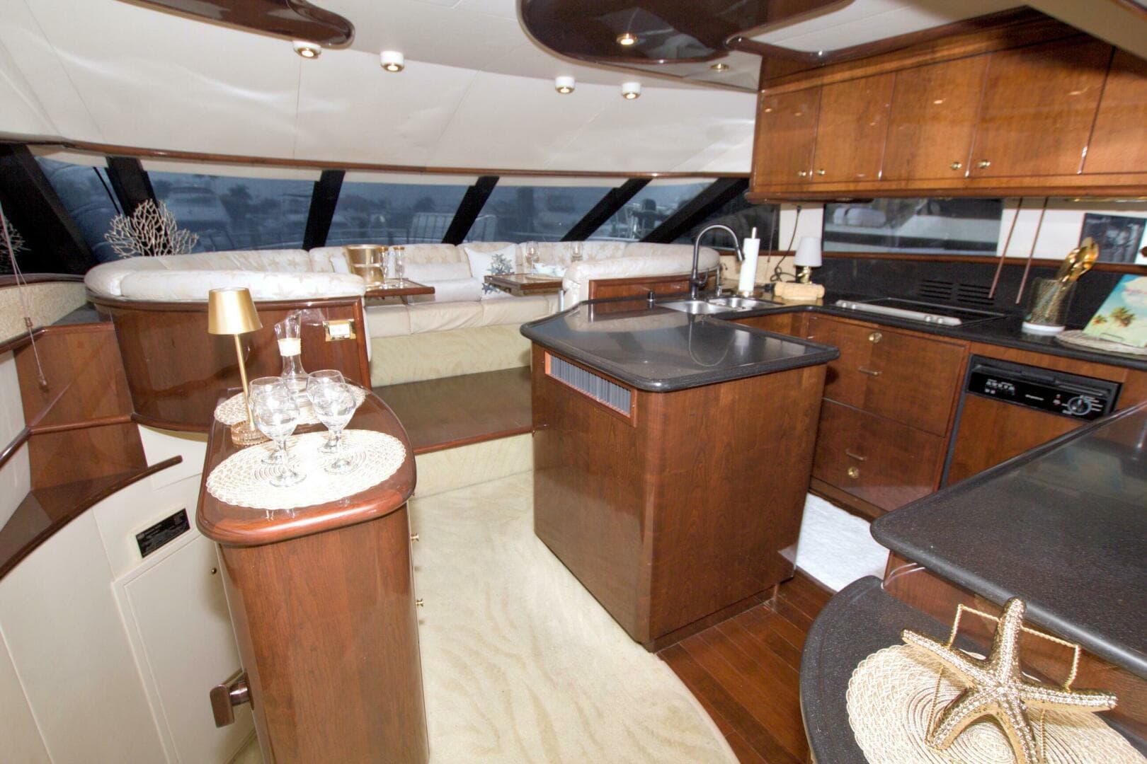 2005 Neptunus 62 Flybridge