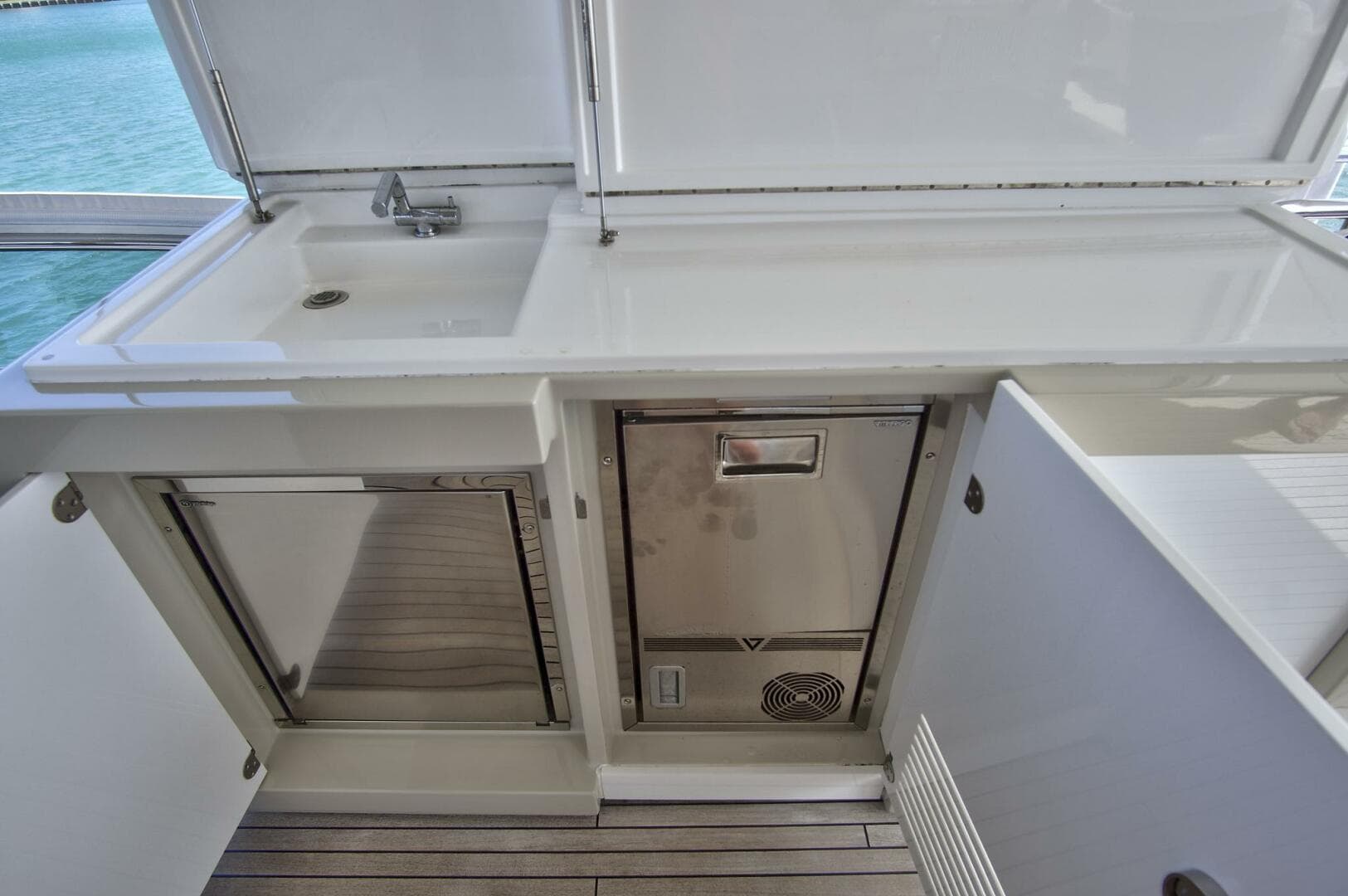 2017 Azimut 72 Flybridge