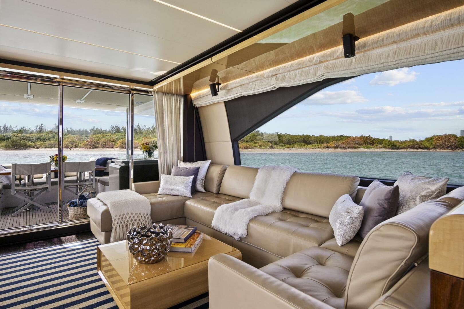 2017 Azimut 72 Flybridge