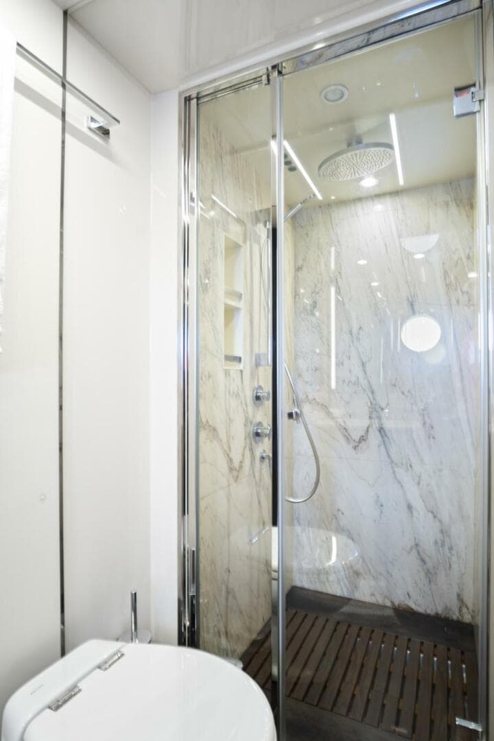 2017 Azimut 72 Flybridge