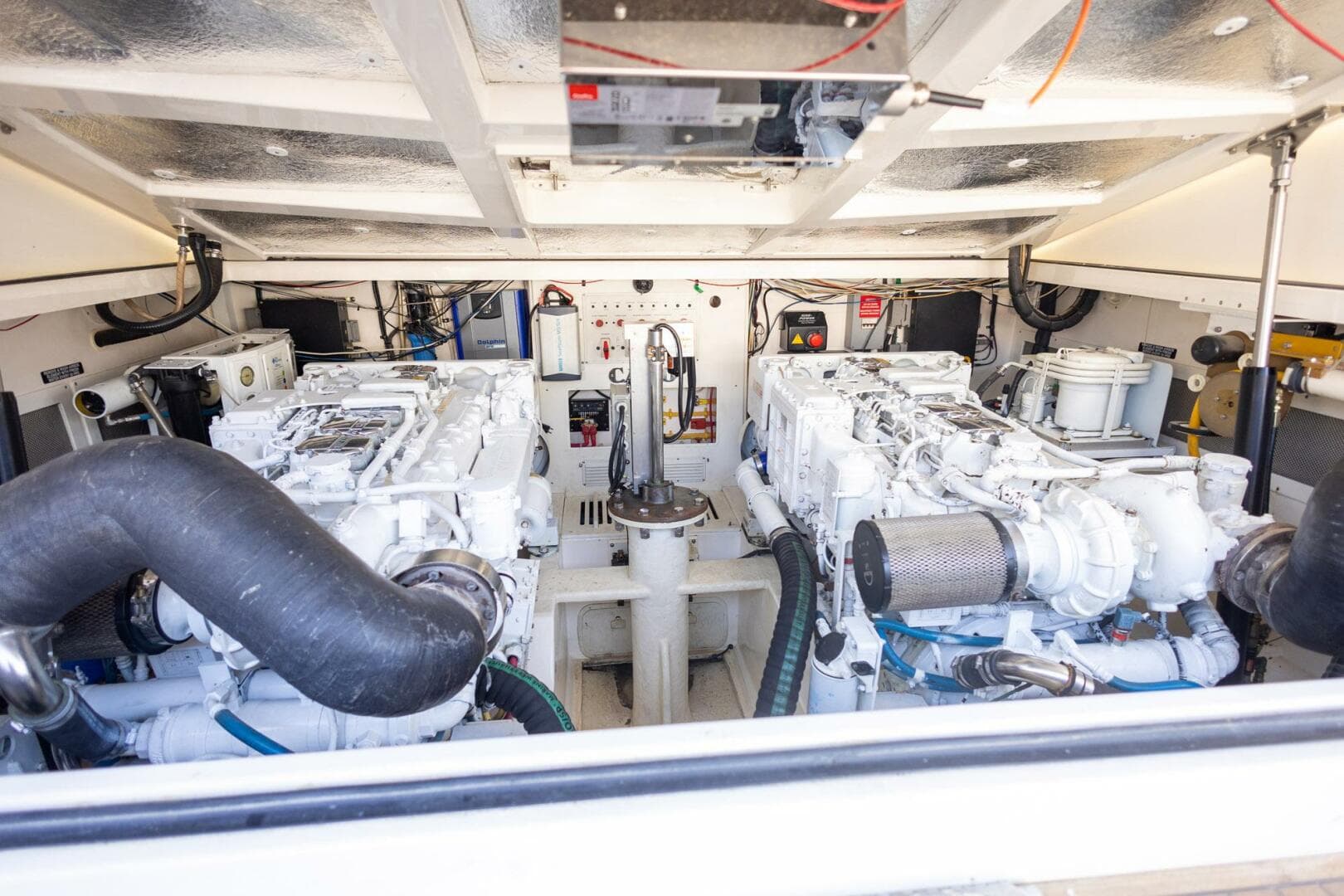 2005 Cabo 40 Express