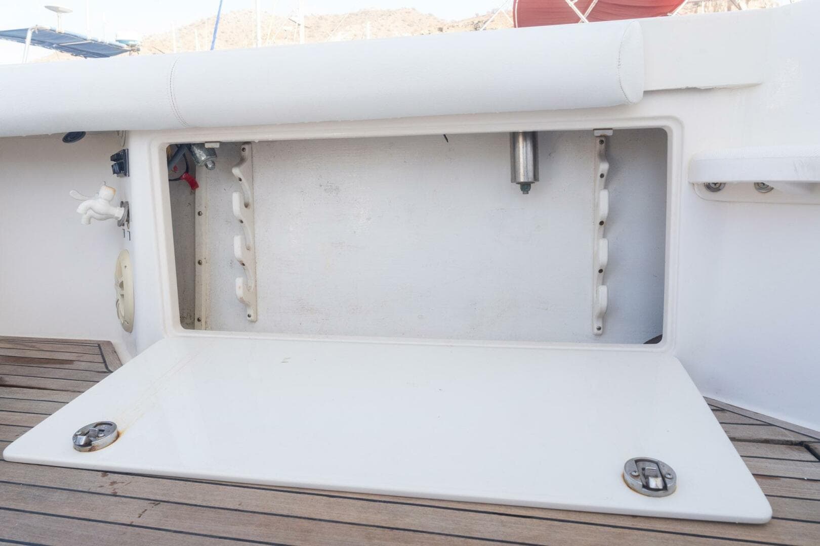 2005 Cabo 40 Express