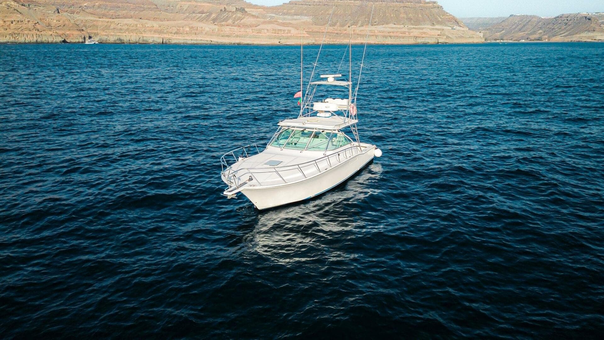 2005 Cabo 40 Express