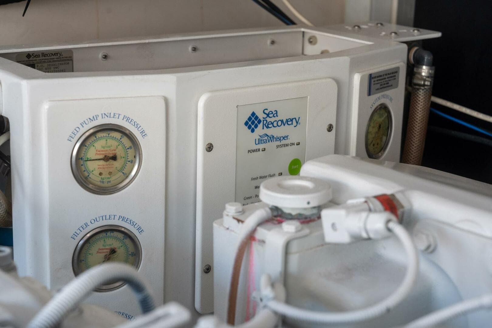 2005 Cabo 40 Express