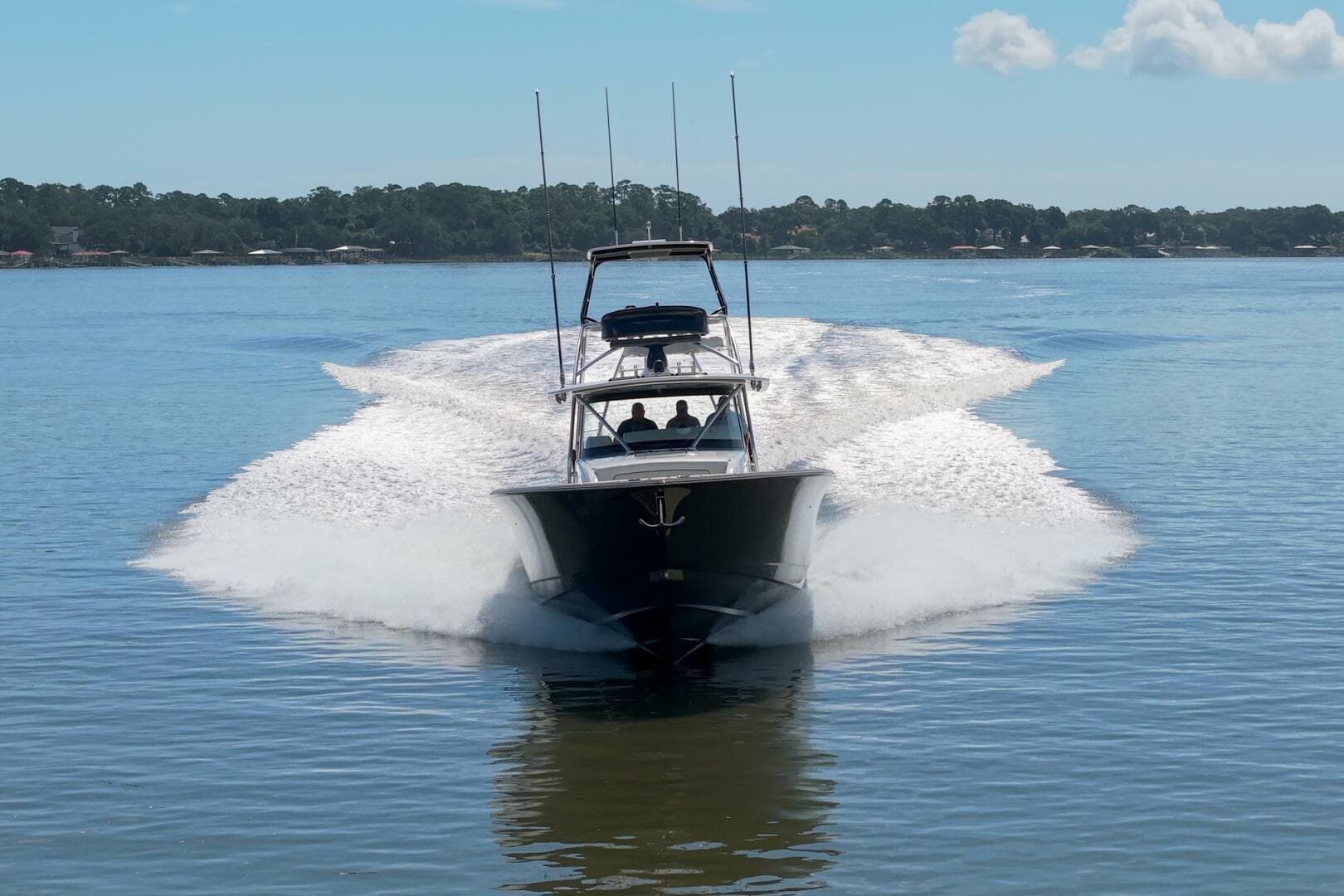 Valhalla 55 - Lucky 24 IV - Bow Running Profile