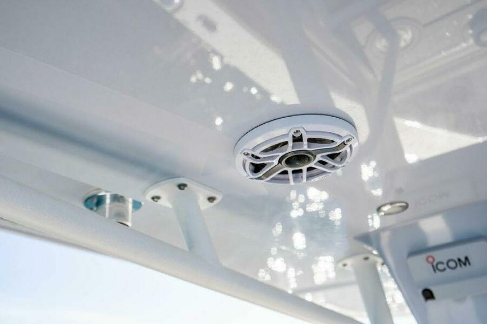 2026 Reef Runner 230