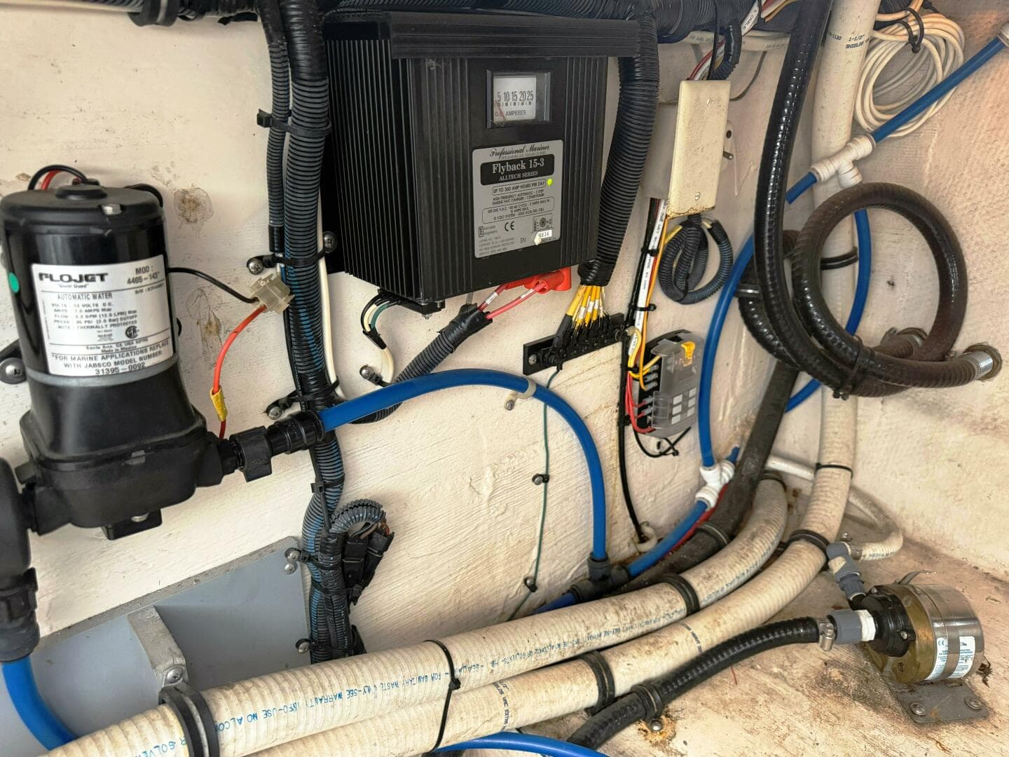 2002 Wellcraft Martinique 2600