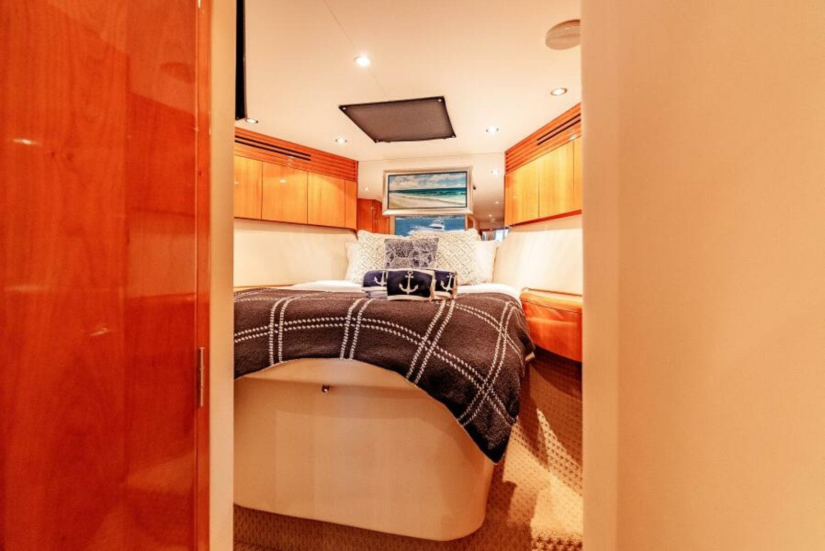 2004 Hatteras 54 Convertible 