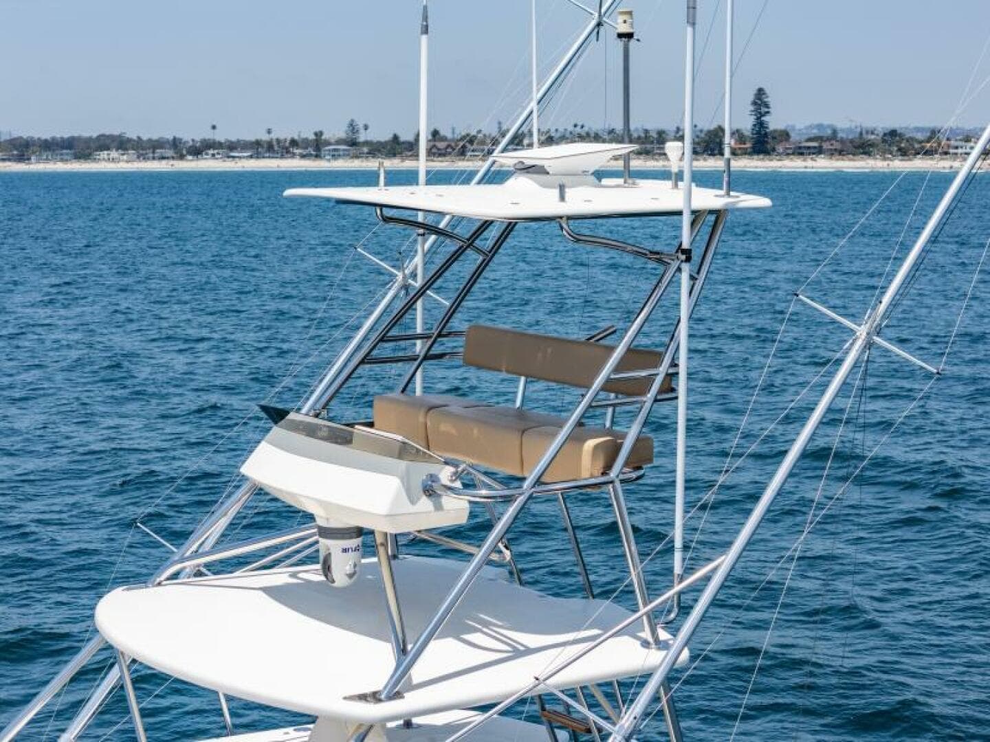 2004 Hatteras 54 Convertible 