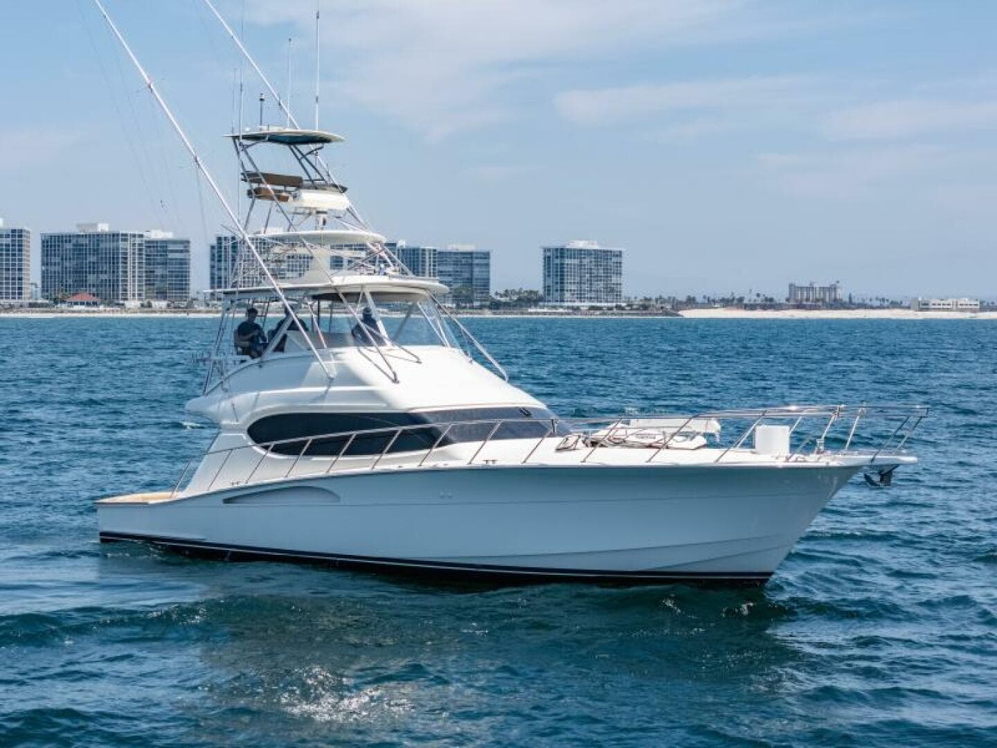 2004 Hatteras 54 Convertible Profile
