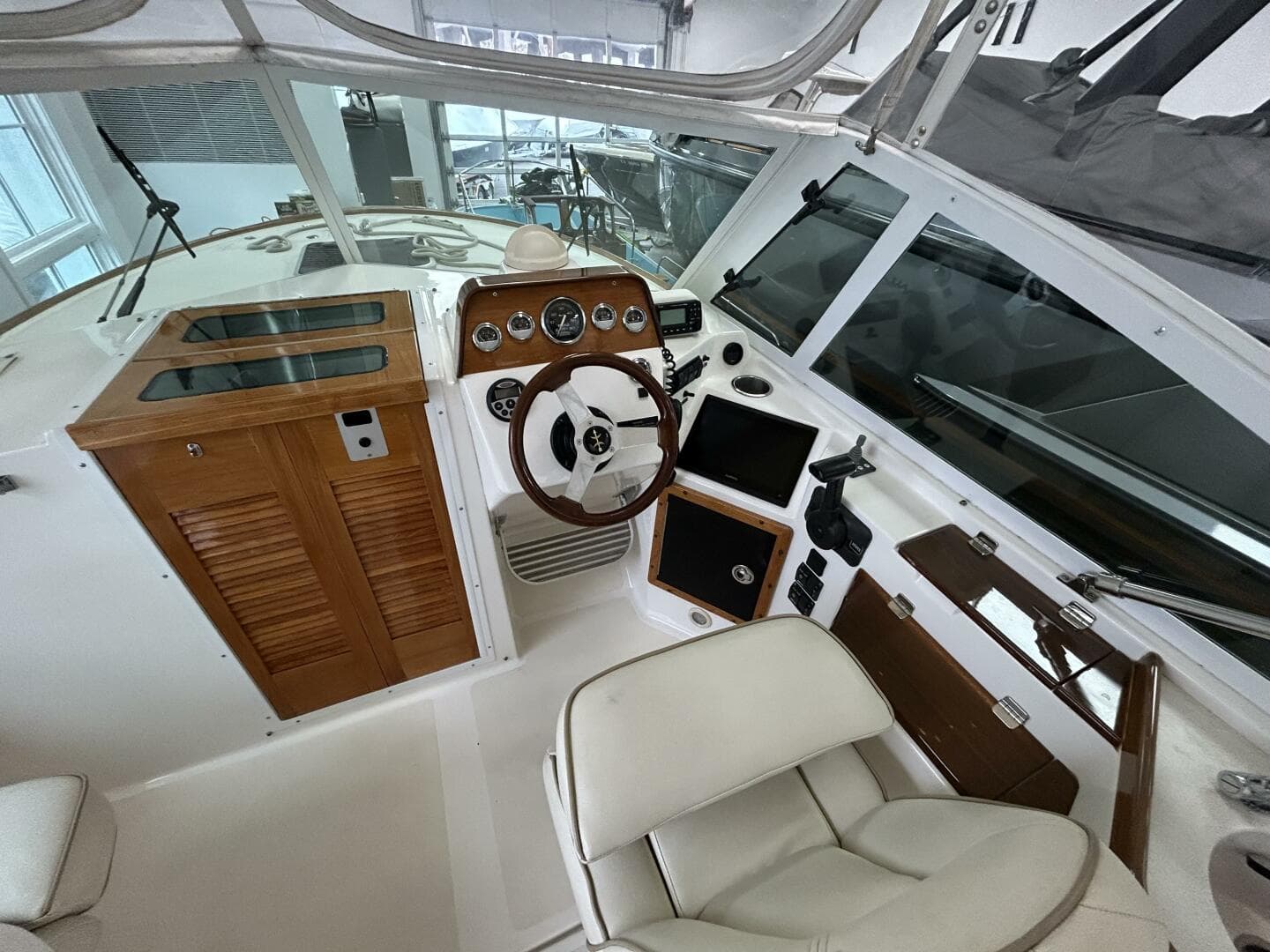 2007 Hunt Yachts Harrier 25