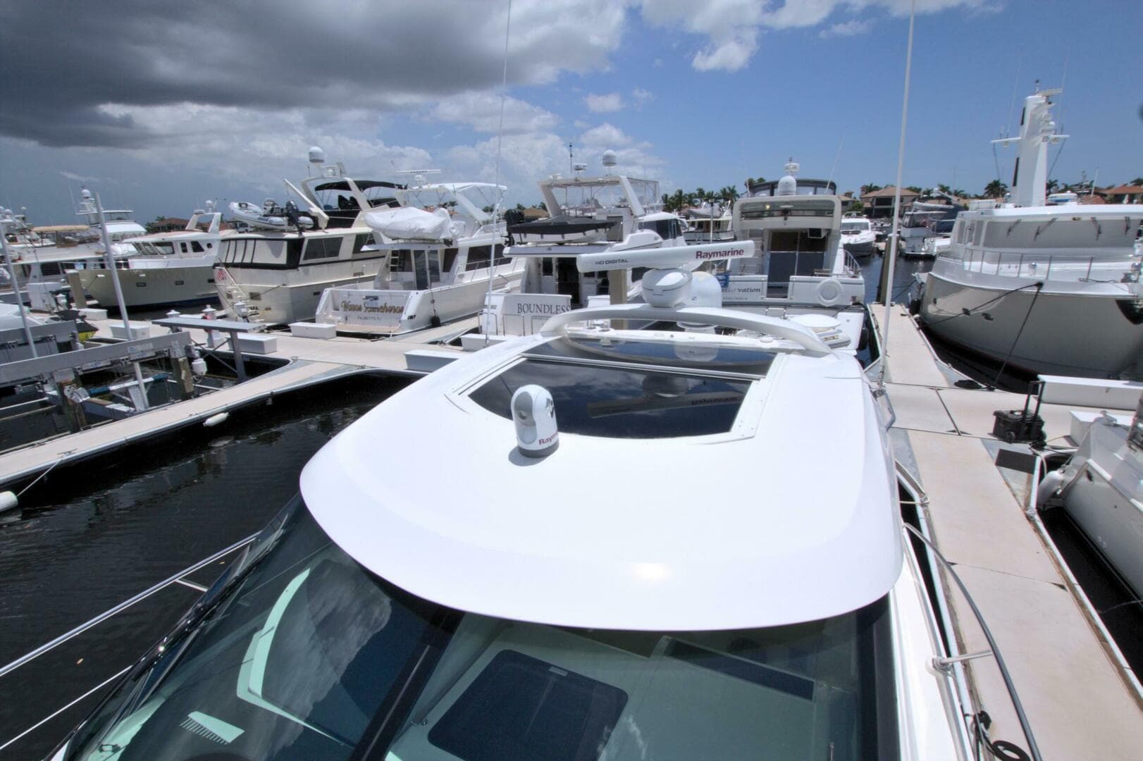 2013 Sea Ray 450 Sundancer