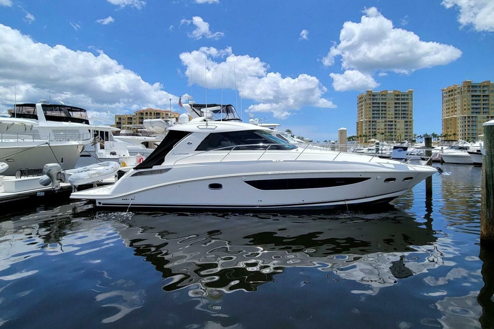 2013 Sea Ray 450 Sundancer