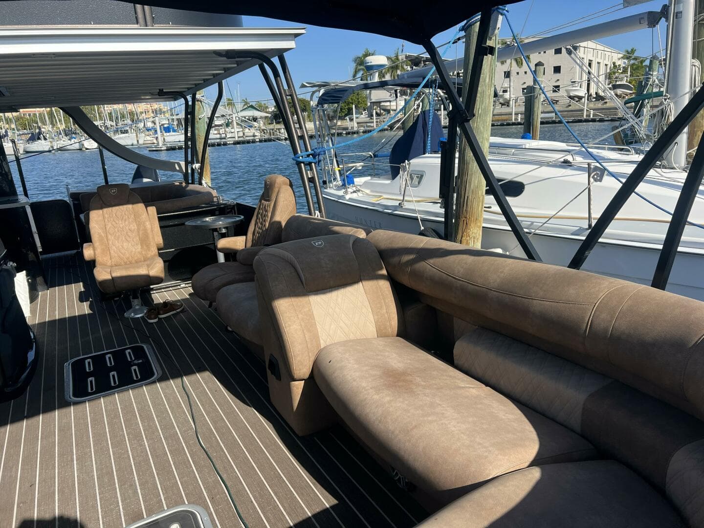 2023 Premier 330 Escalante