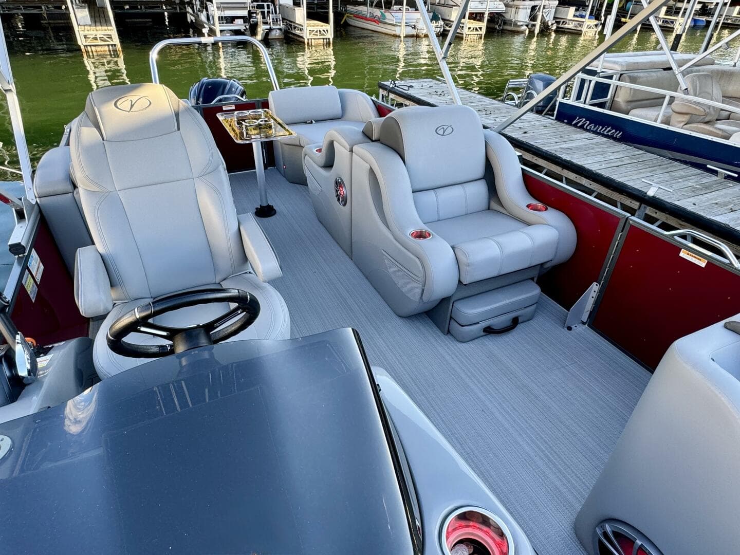 2023 Veranda Vertex VTX 22R TritoonFL