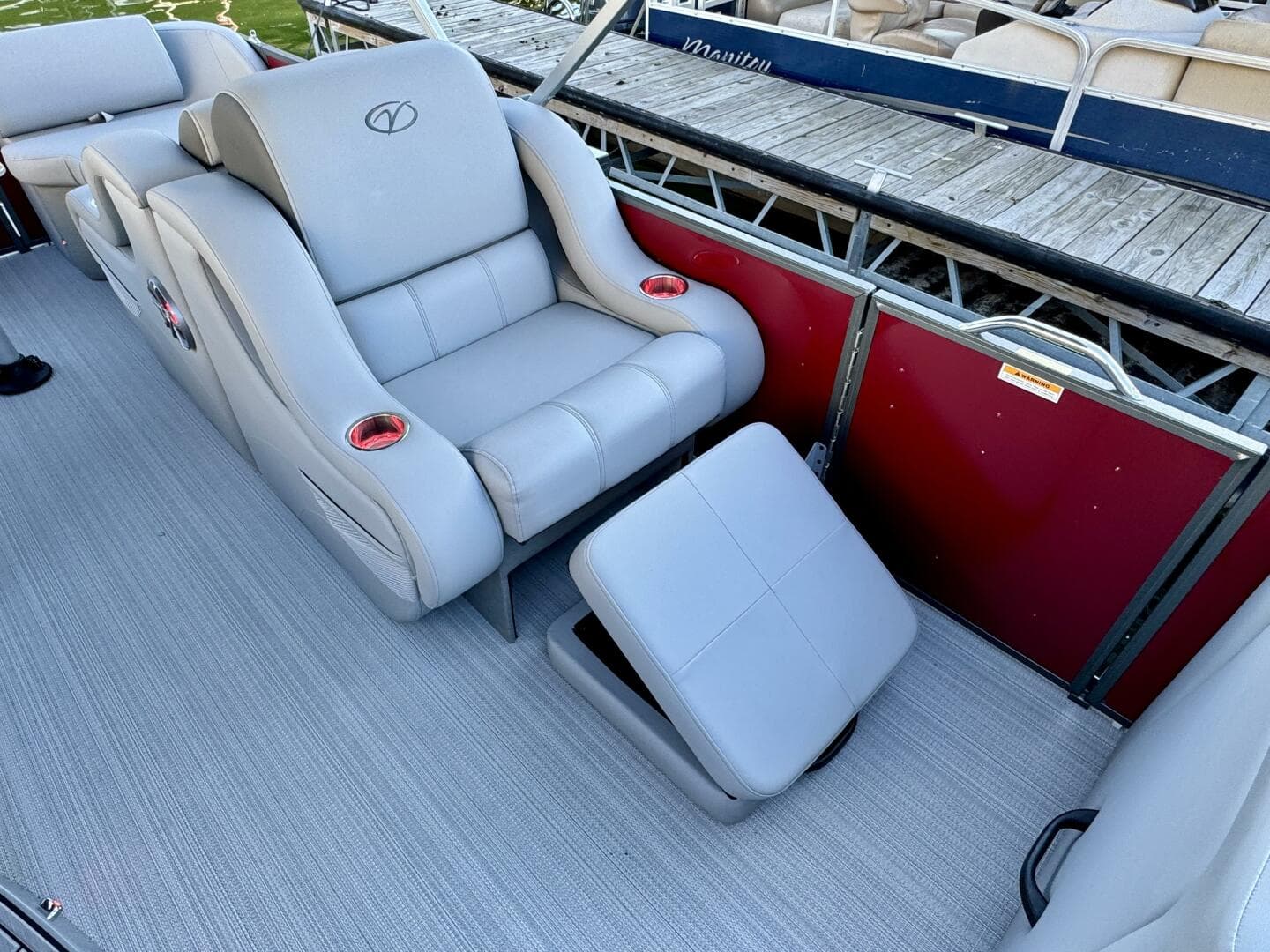 2023 Veranda Vertex VTX 22R TritoonFL