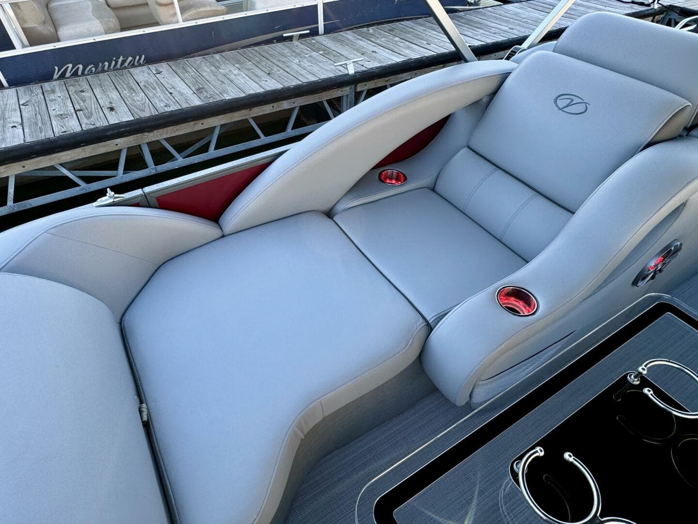 2023 Veranda Vertex VTX 22R TritoonFL