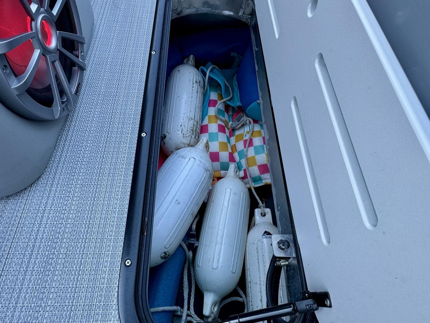 2023 Veranda Vertex VTX 22R TritoonFL