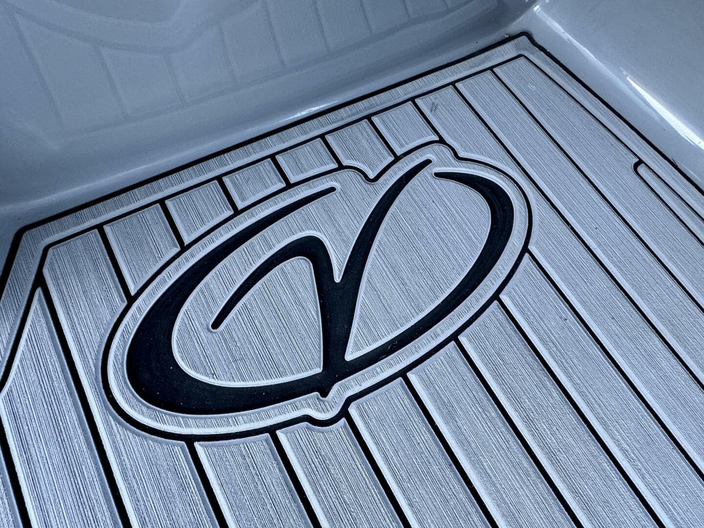 2023 Veranda Vertex VTX 22R TritoonFL