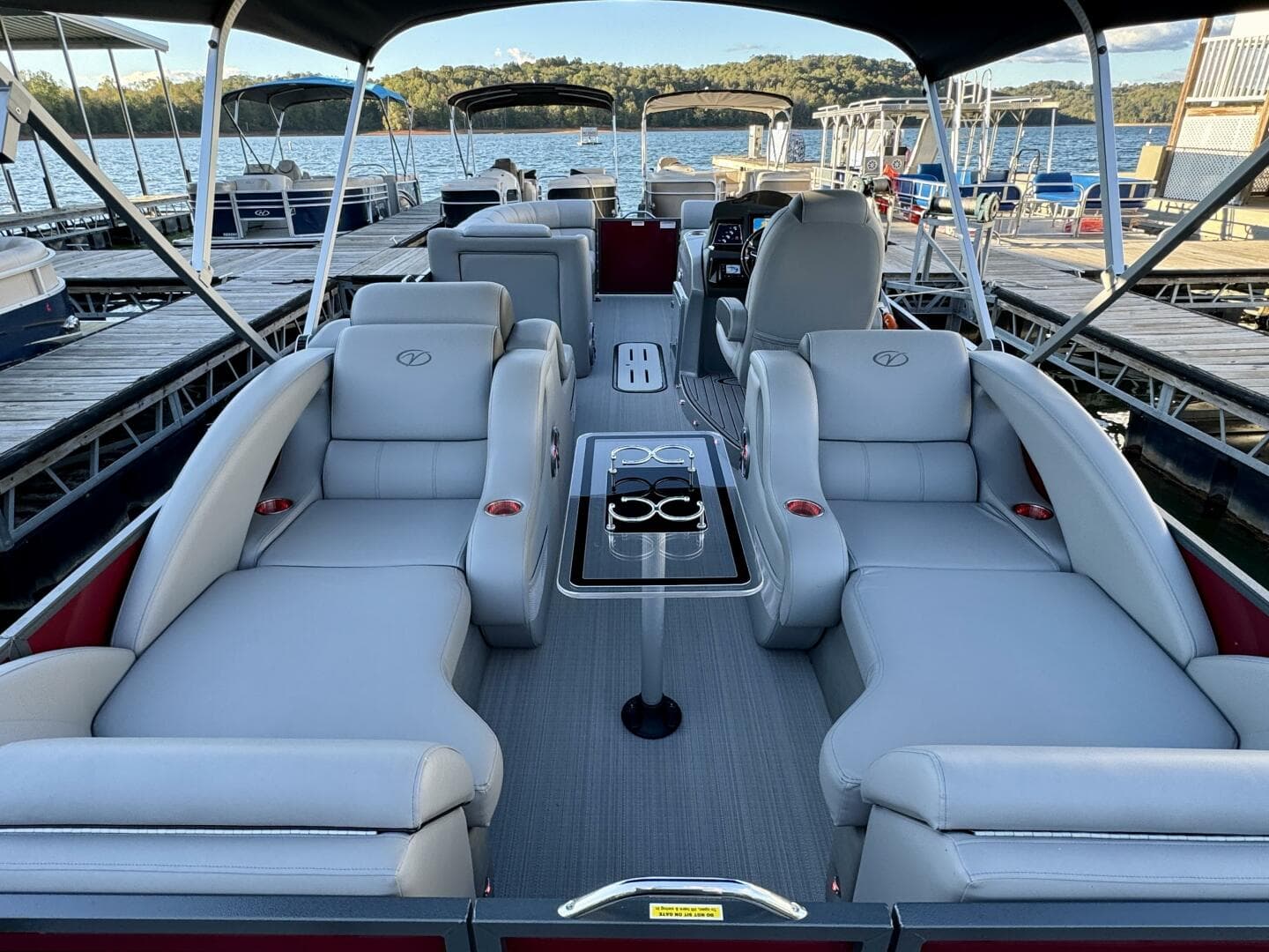 2023 Veranda Vertex VTX 22R TritoonFL