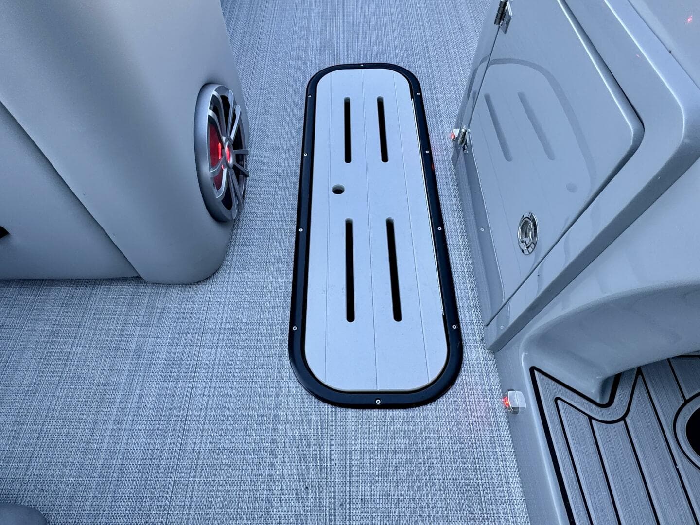 2023 Veranda Vertex VTX 22R TritoonFL