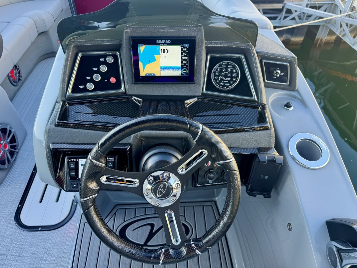 2023 Veranda Vertex VTX 22R TritoonFL