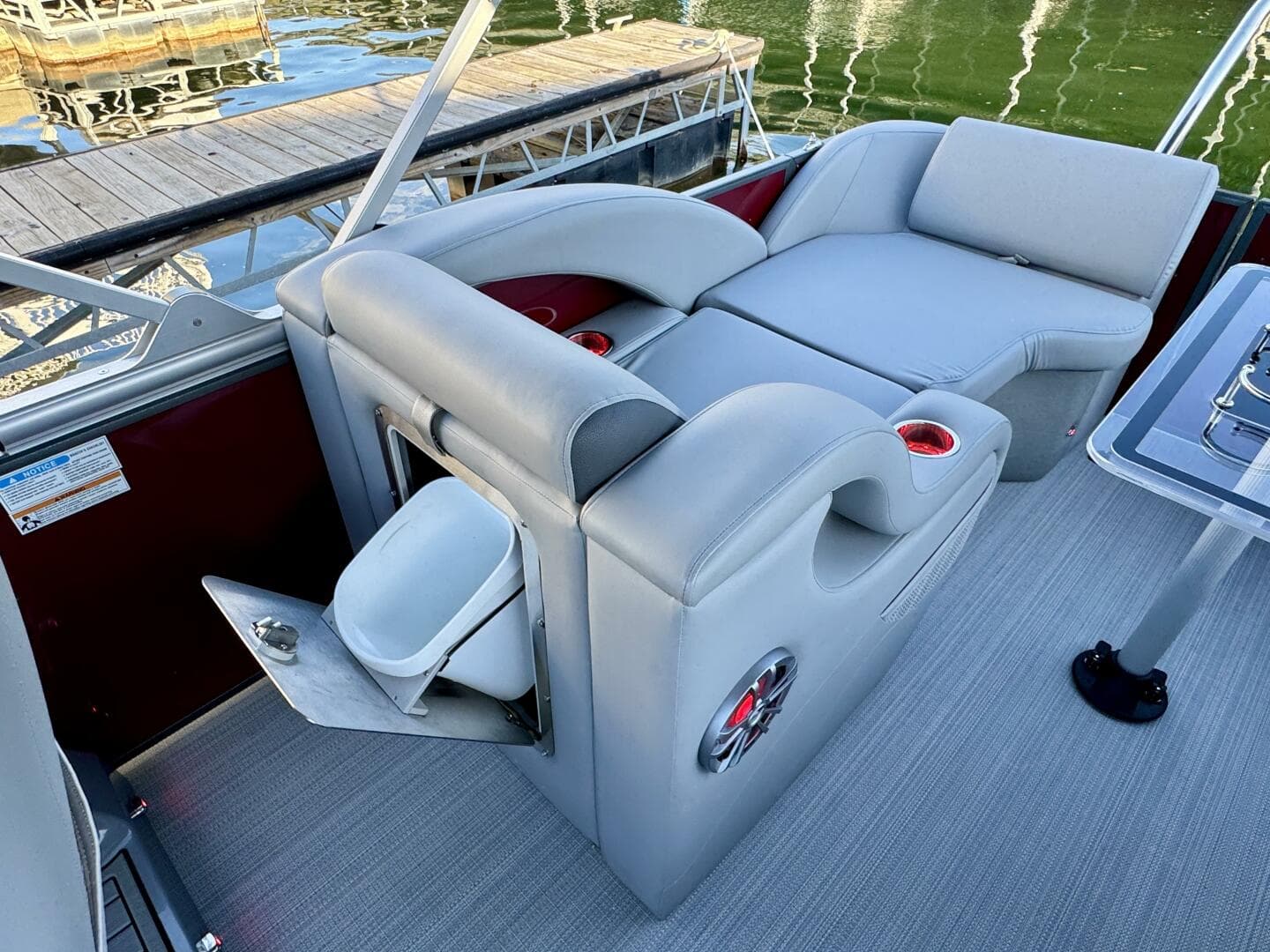 2023 Veranda Vertex VTX 22R TritoonFL