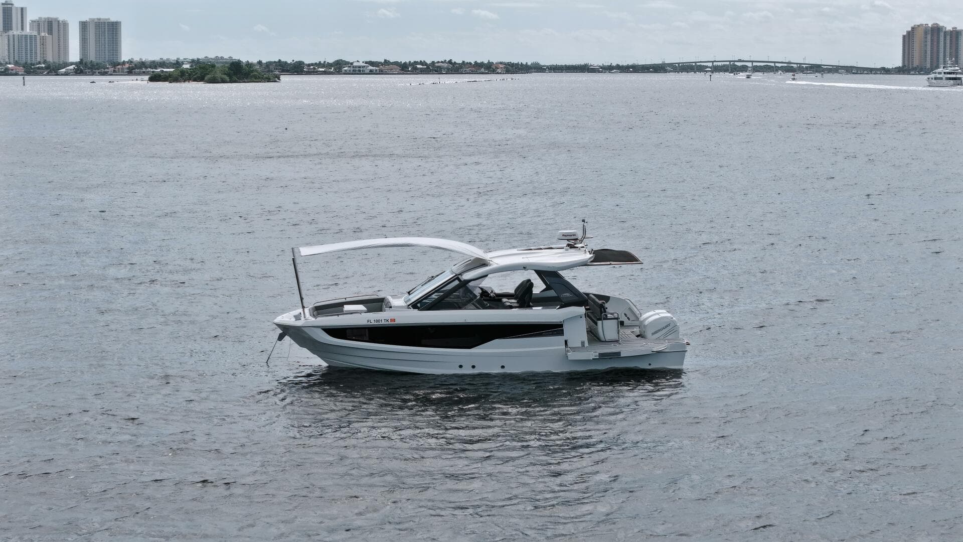 2023 Galeon 