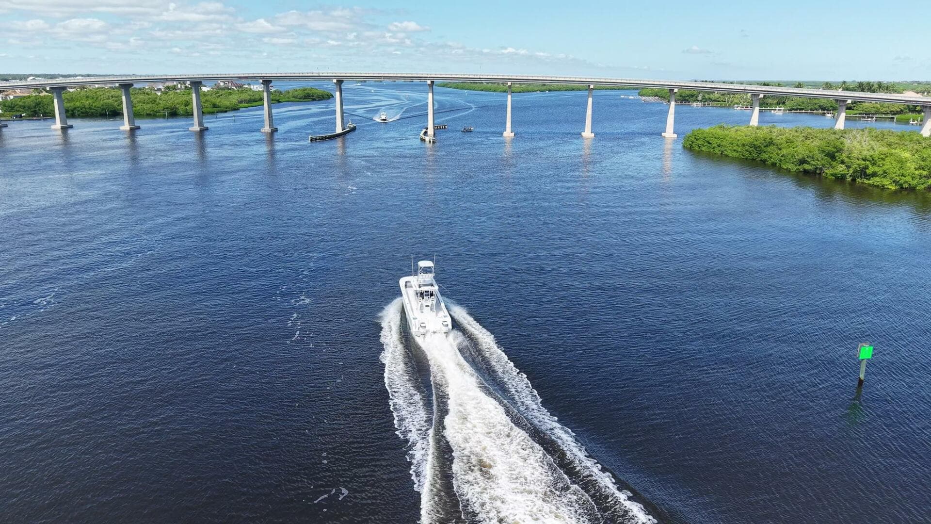 2020 TideLine Boats 365 OFFSHORE
