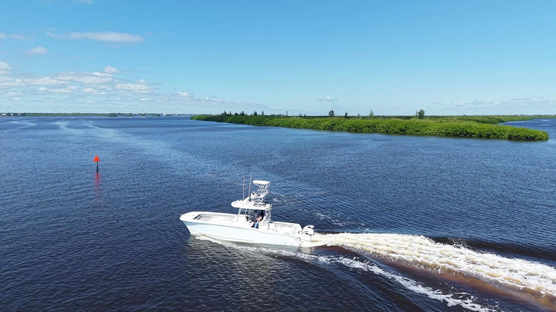 2020 TideLine Boats 365 OFFSHORE