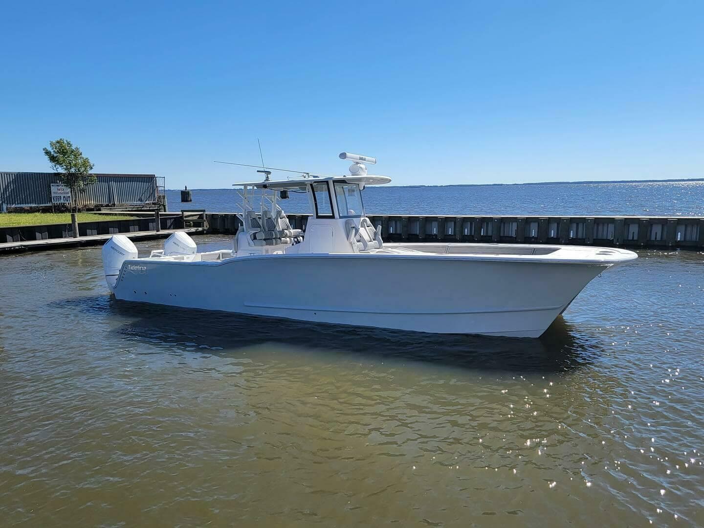 2026 TideLine Boats 365 OFFSHORE