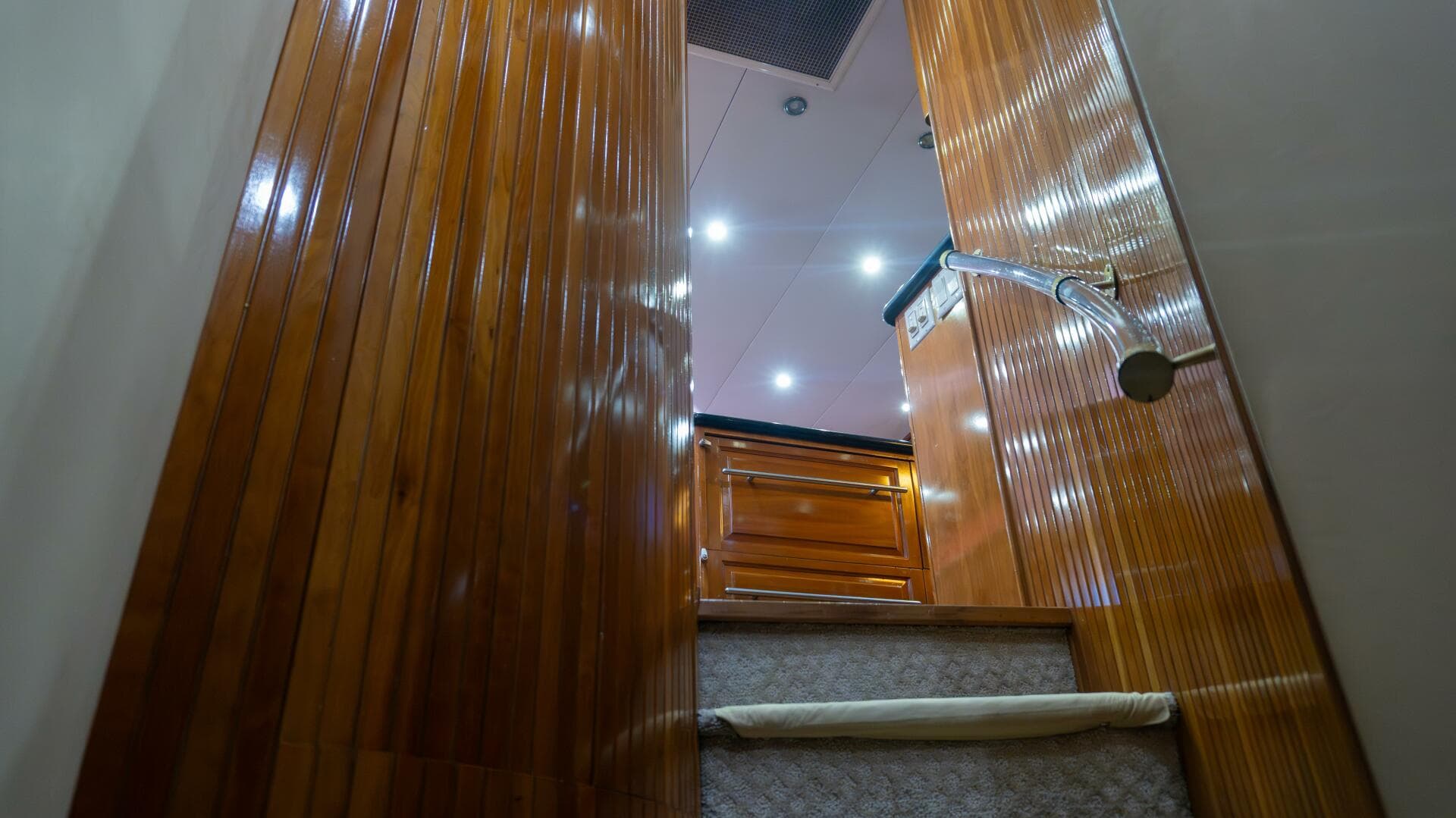 2001 Hatteras 60 Convertible - Sinyorita Salada