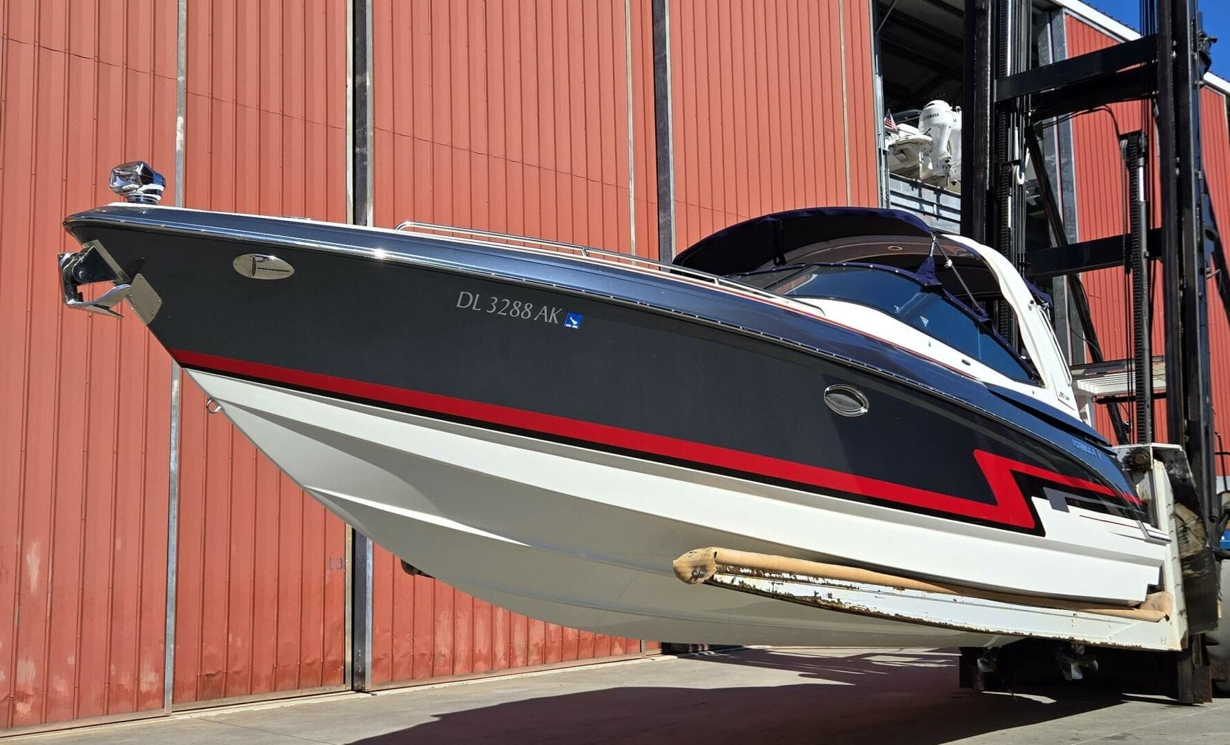 2016 Formula 330 Crossover Bowrider