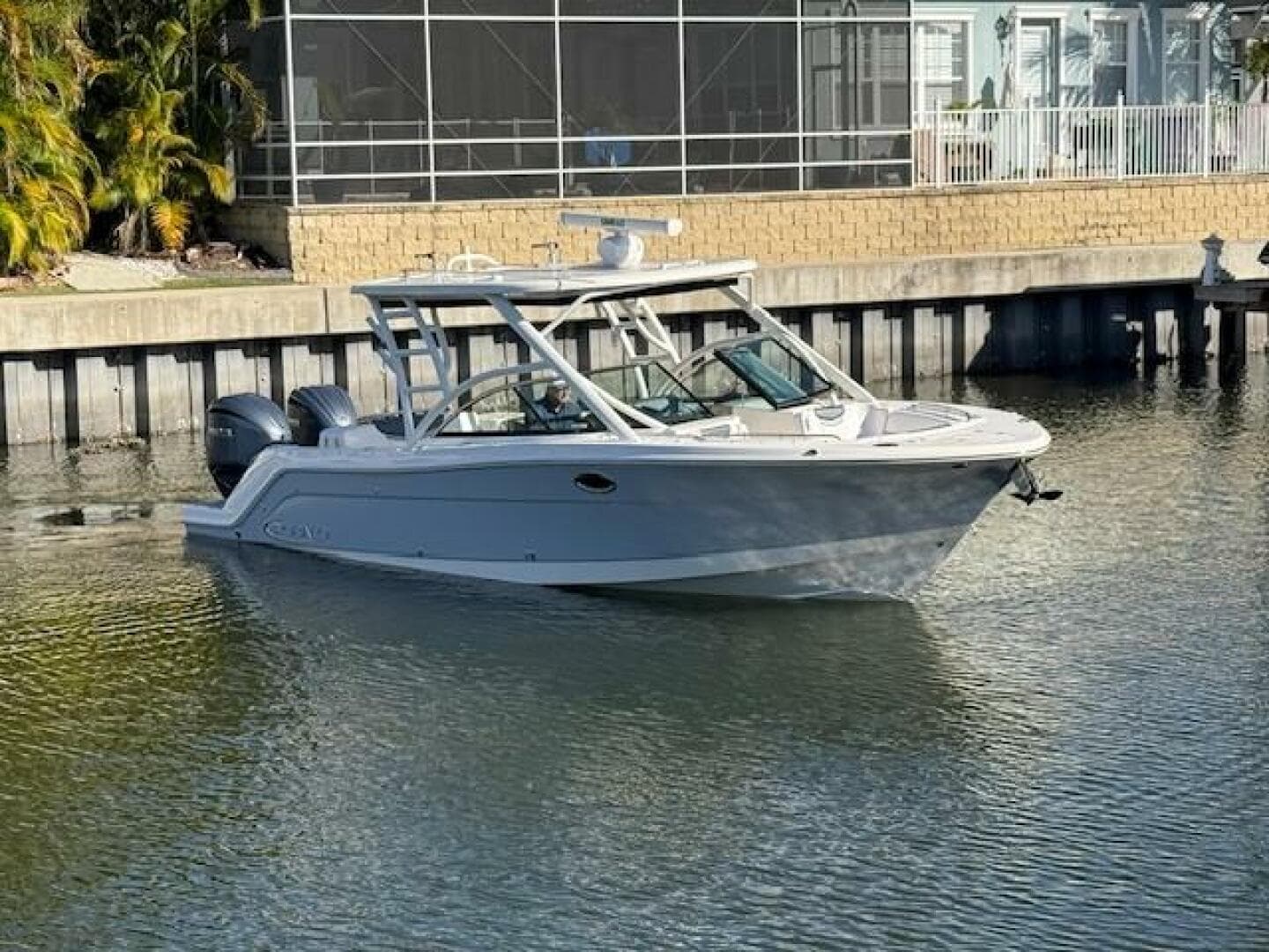 2021 Robalo R317