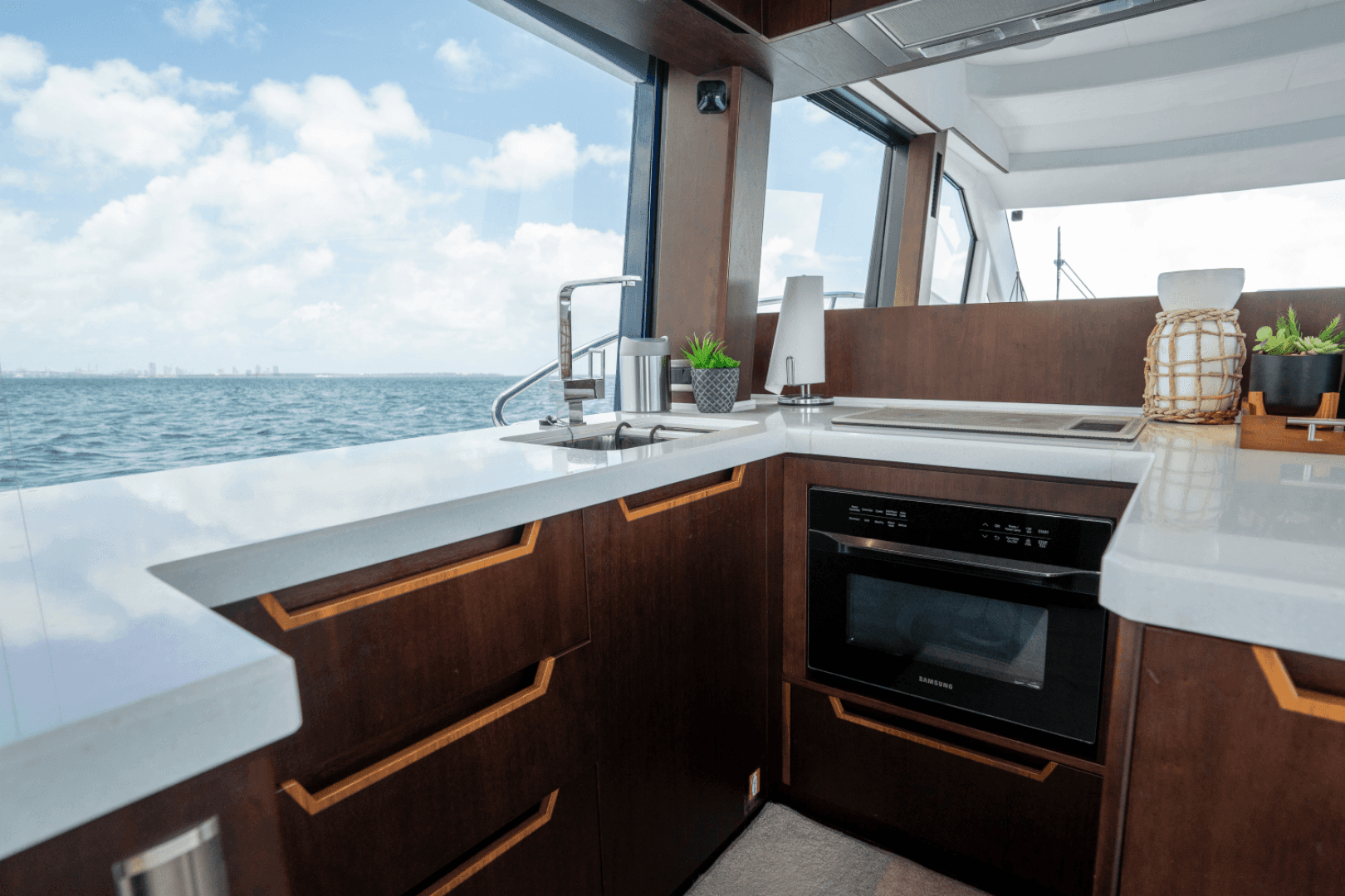 2020 Galeon 500 Fly