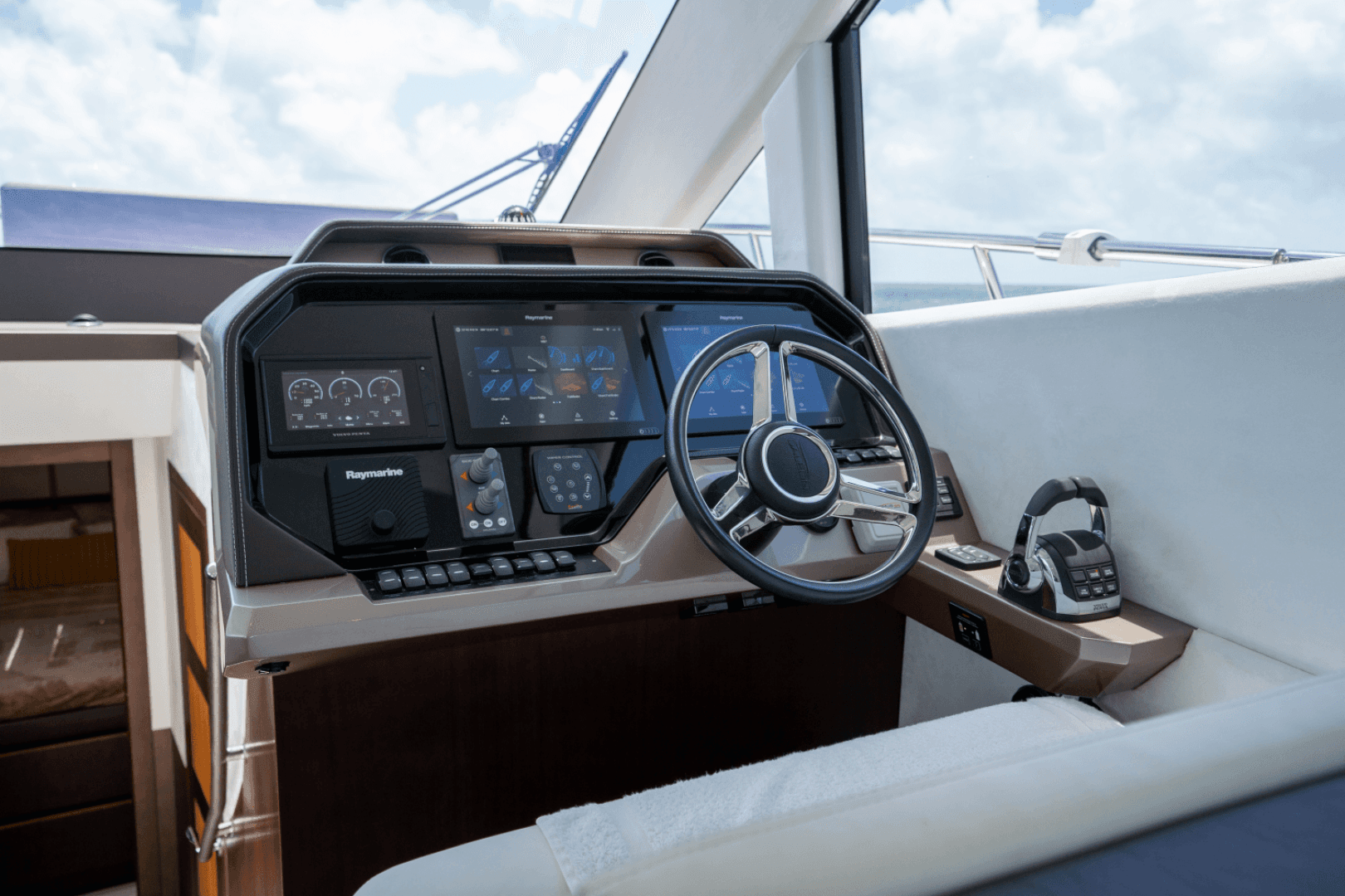 2020 Galeon 500 Fly