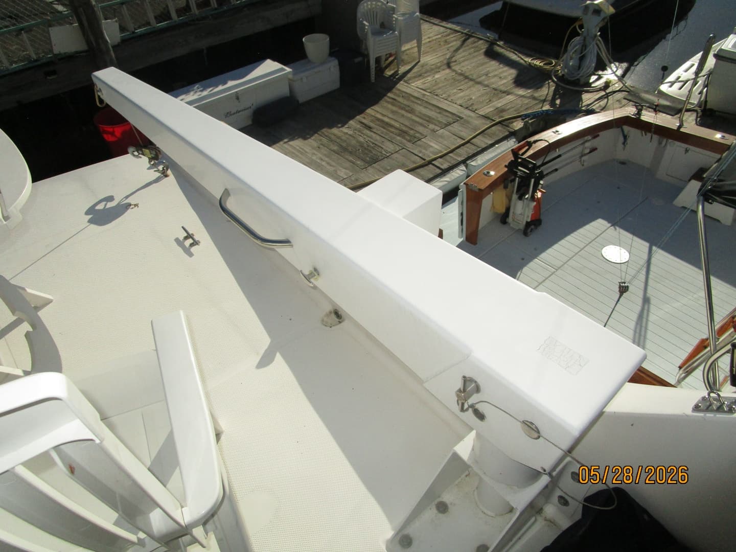 47' Bayliner tender davit