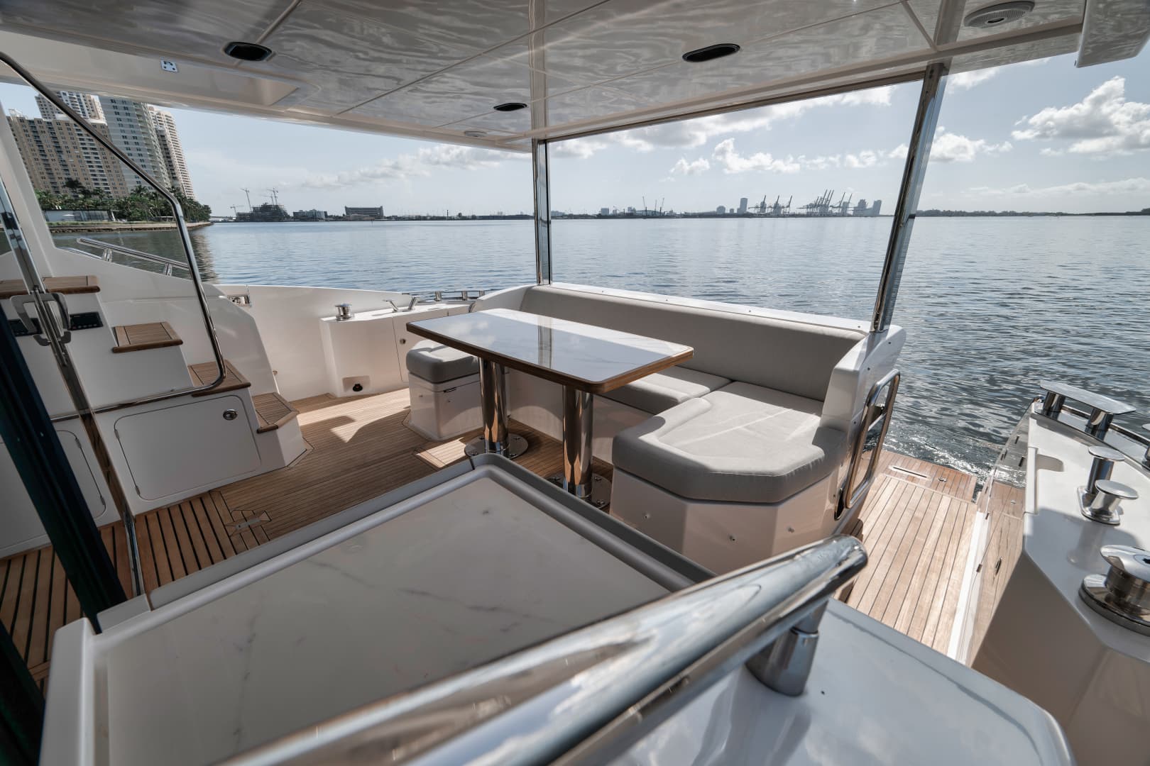 2022 Azimut FLYBRIDGE