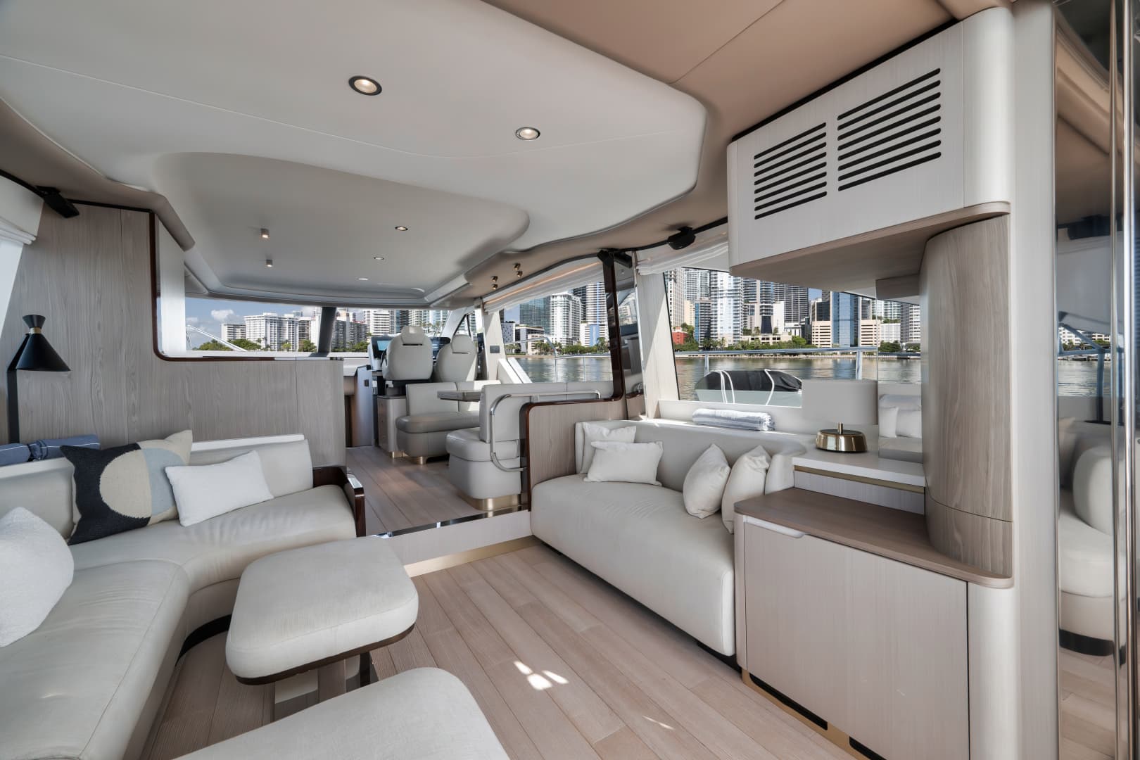 2022 Azimut FLYBRIDGE