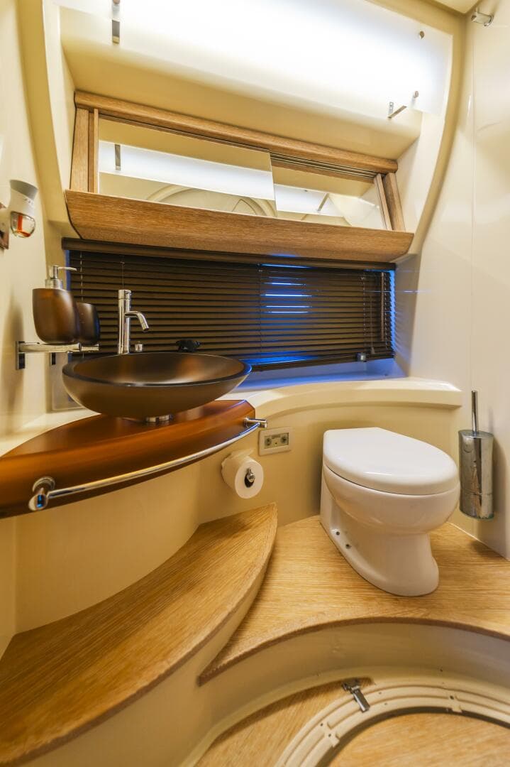 2011 Azimut 48 Flybridge