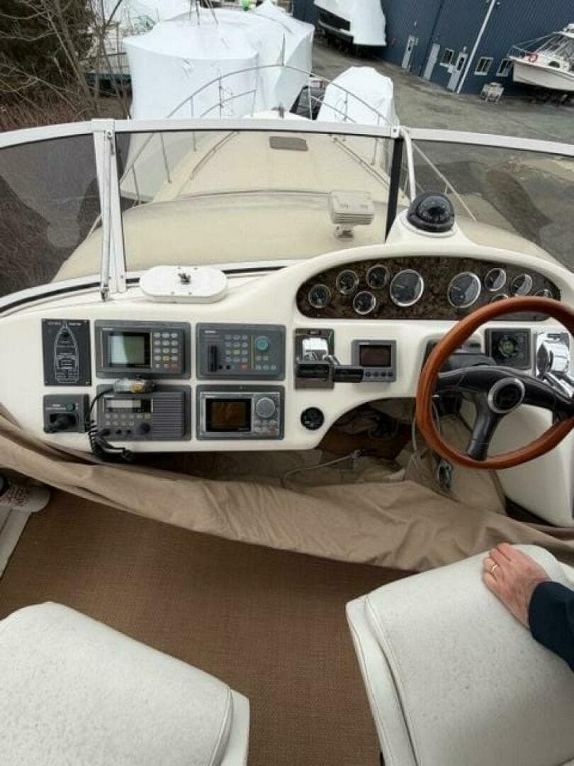 1997 Sea Ray 400 Sedan Bridge
