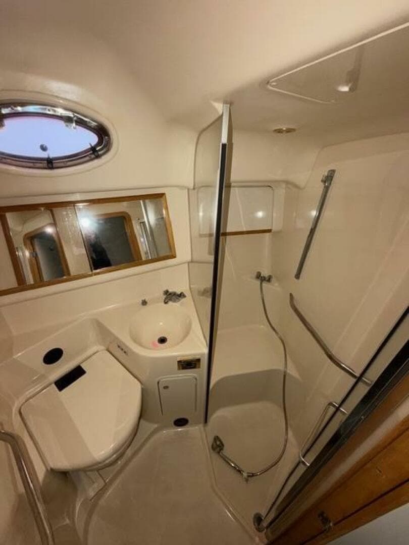 1997 Sea Ray 400 Sedan Bridge