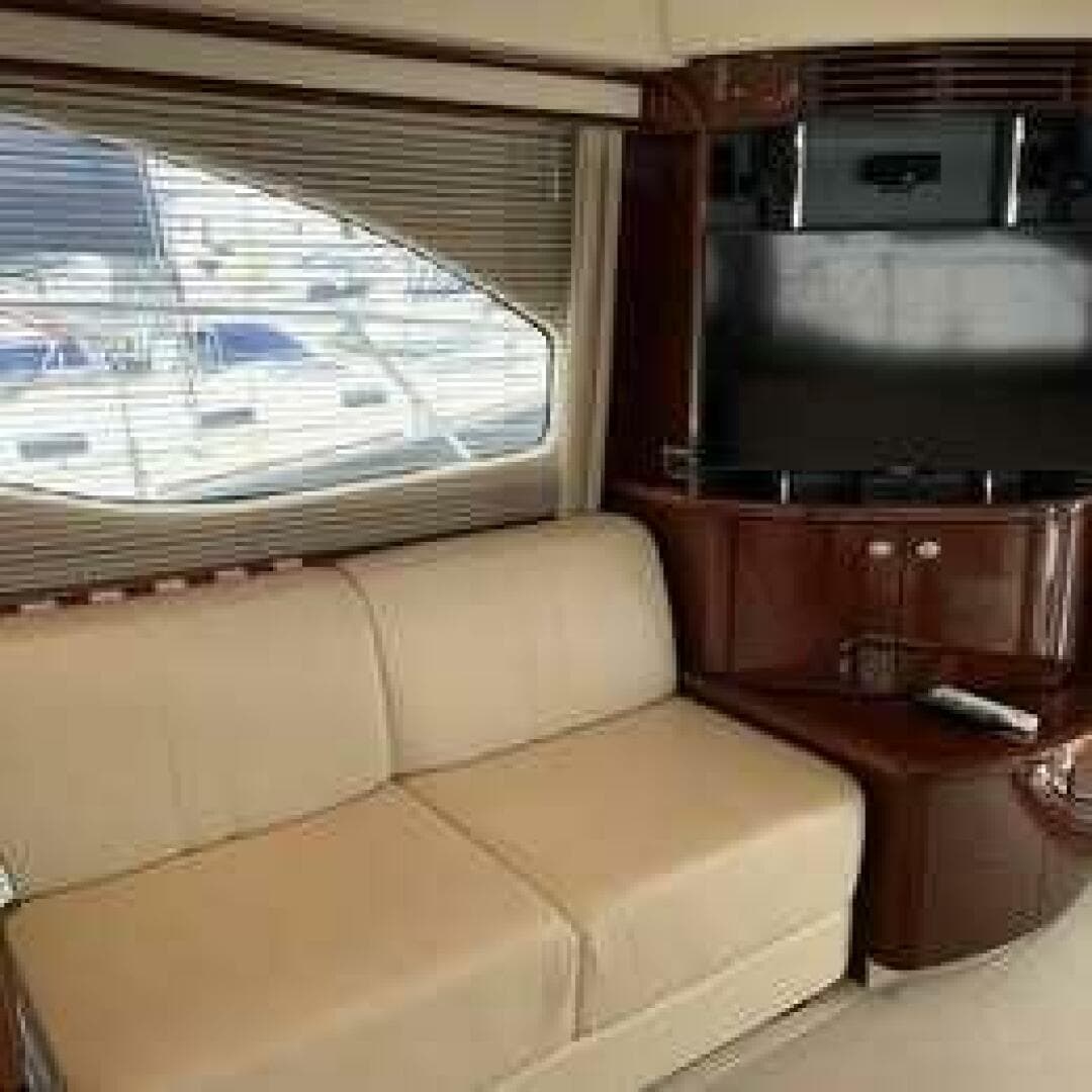 2007 Sea Ray 529 Sedan Bridge