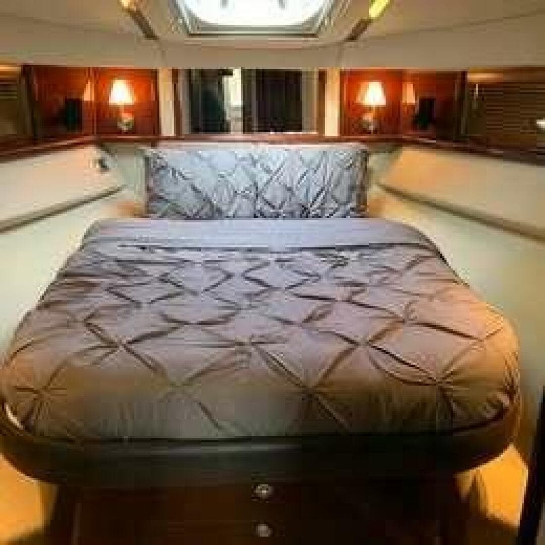 2007 Sea Ray 529 Sedan Bridge